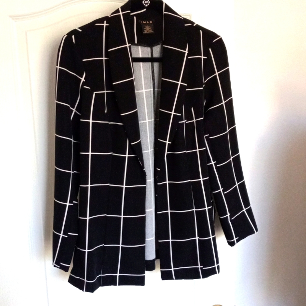 IMAN Black and white checkered lightweight jacket. Size M.